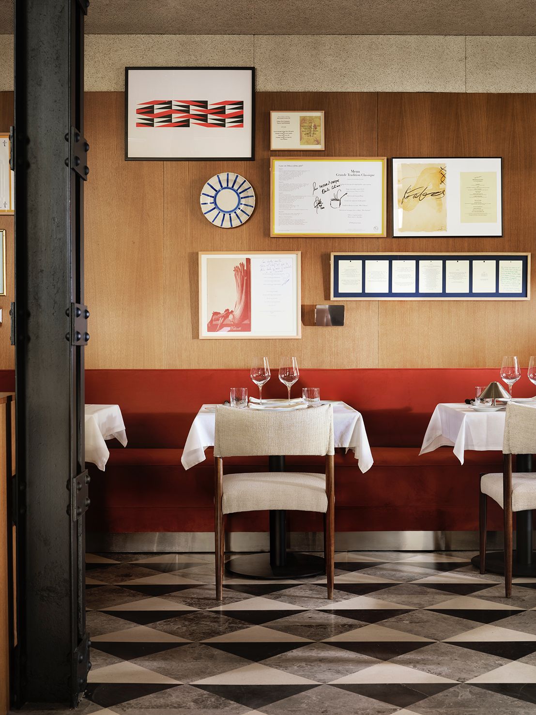 Sala del restaurante Caja de Cerillas